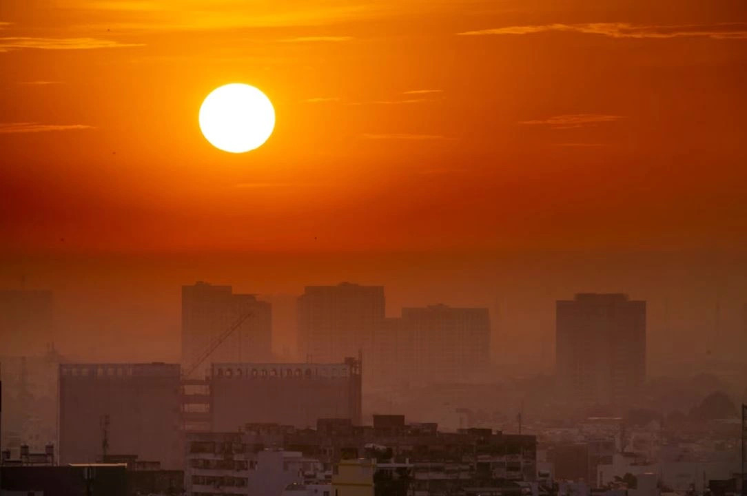 Temperaturat ekstreme dyfishojnë rrezikun mendor te të
