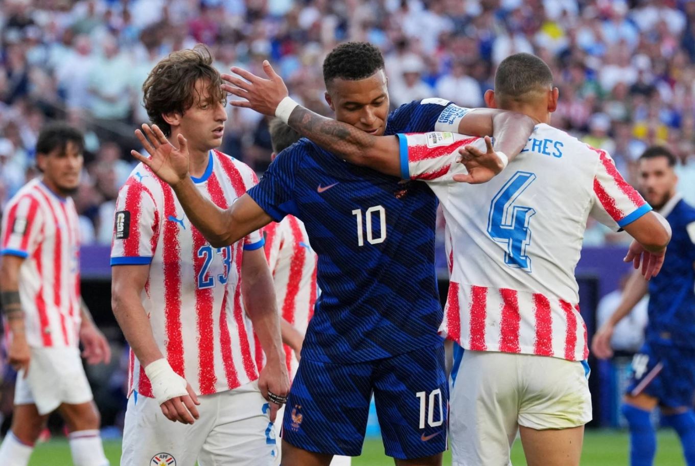 FIFA dënon sulmin racist ndaj Mbappé nga senatorja