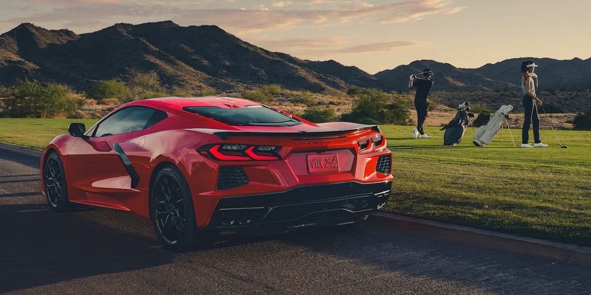 Corvette Stingray 2027 arrin shpejtësi 322 km/h