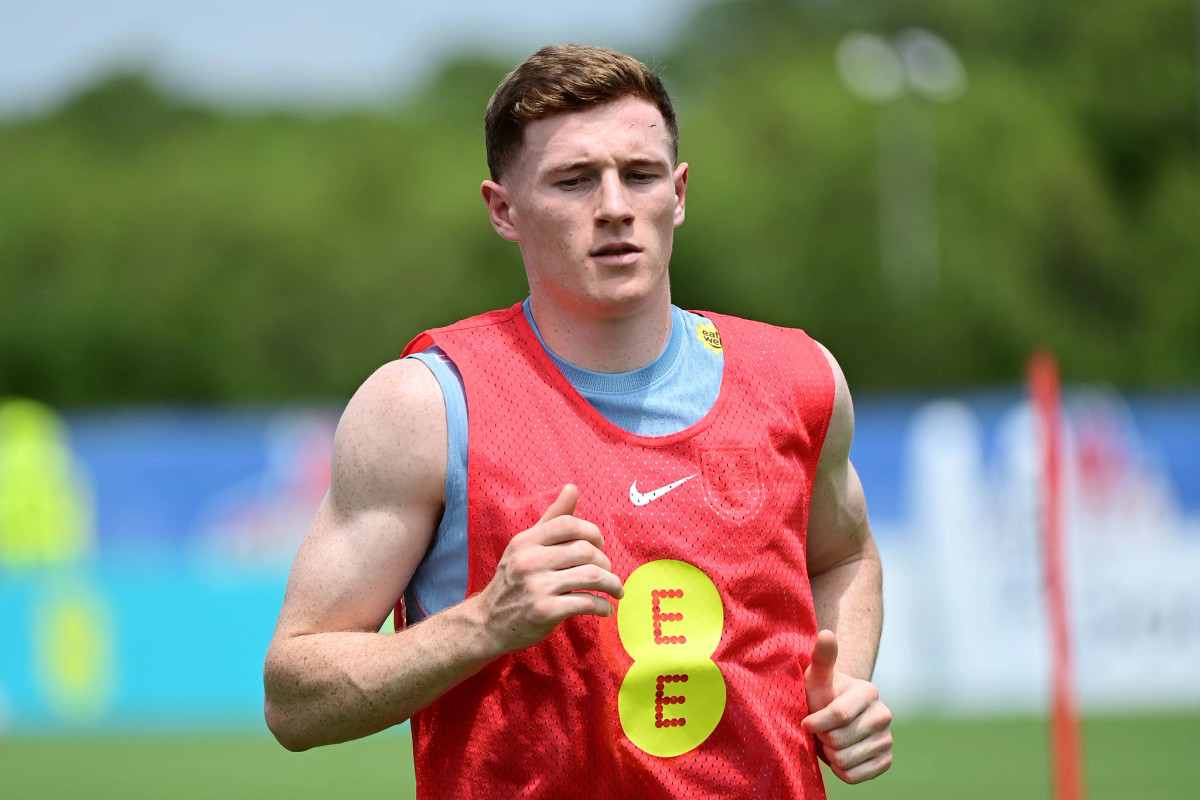 City transferon Elliot Andersonin nga Nottingham Forest