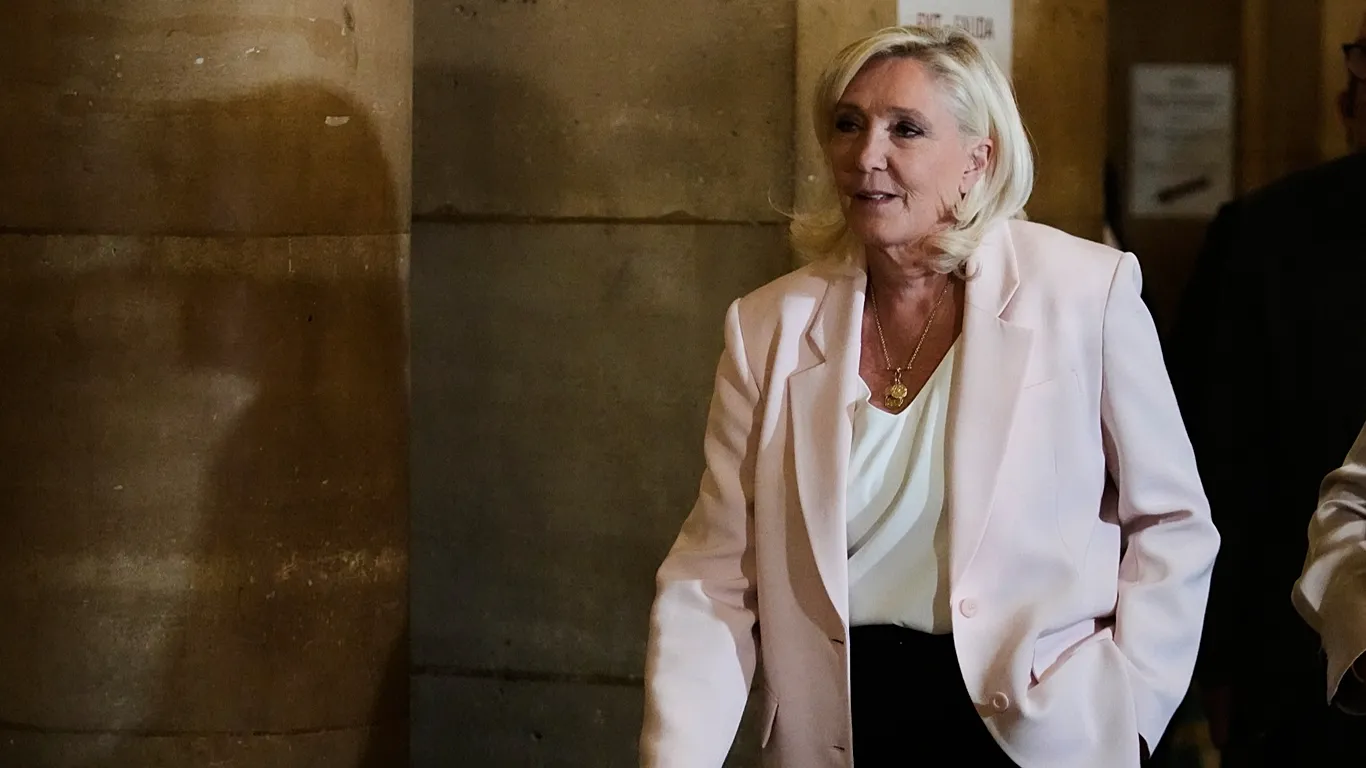 Le Pen: Dënim për mashtrim rrezikon kandidaturën