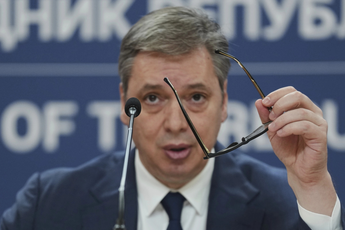 Nëntë shtete të BE-së bllokojnë Serbinë për negociata