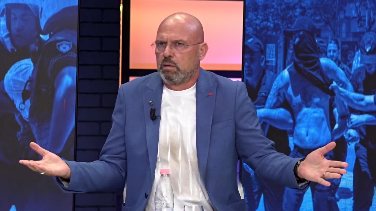 Manjani: Protesta në Tiranë është politike, s'ka dialog