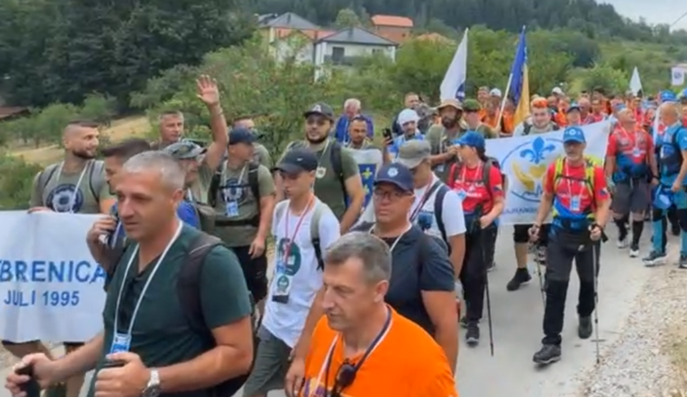 Marshi i Paqes niset drejt Srebrenicës në kujtim të