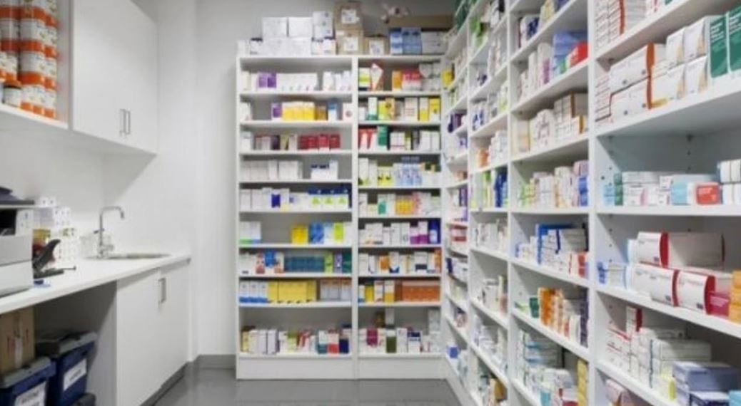 Vetëmjekimi me antibiotikë pa recetë, problem në Dibër