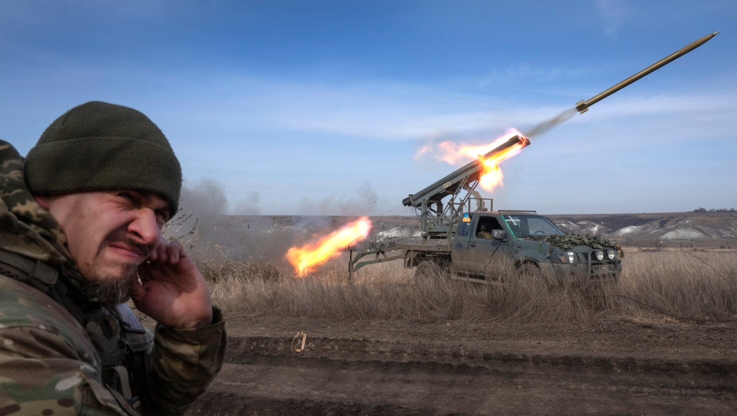 BE shqyrton heqjen e mbrojtjes burrave ukrainas në moshë