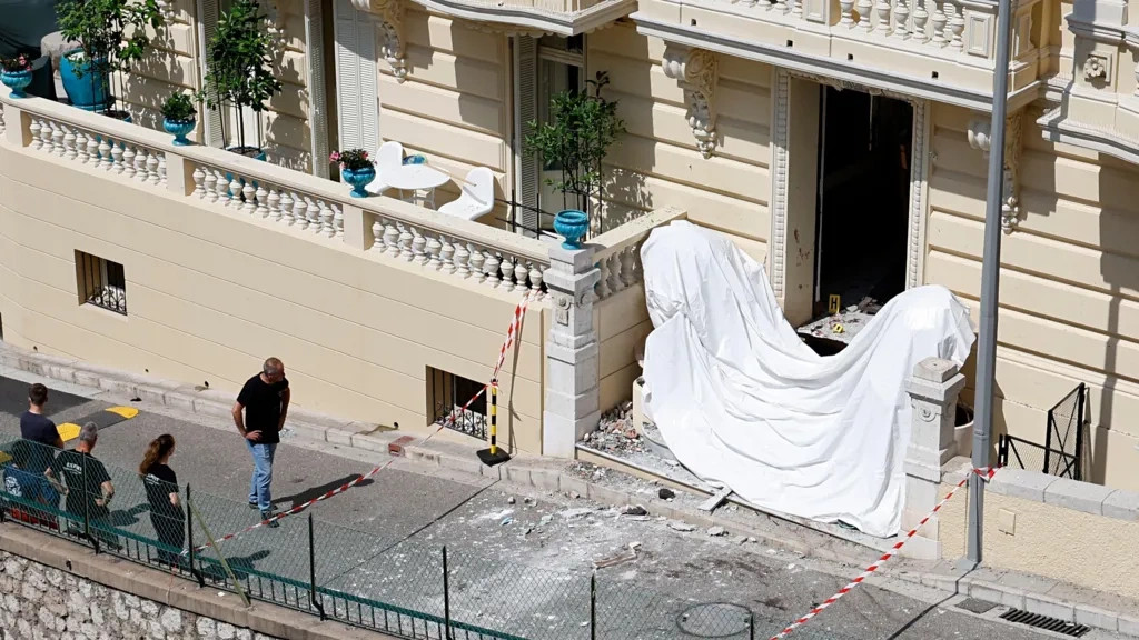 Grua ukrainase kërkohet për shpërthimin në Monako