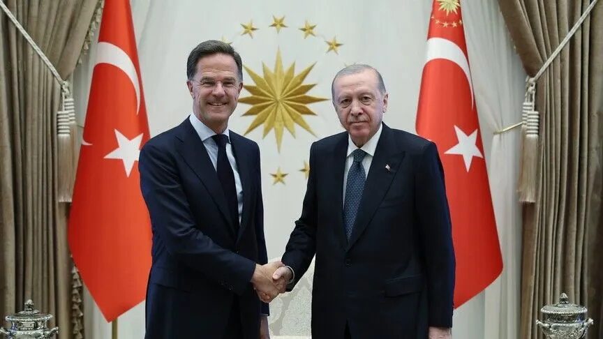 Erdogan pret Sekretarin e Përgjithshëm të NATO-s në Ankara