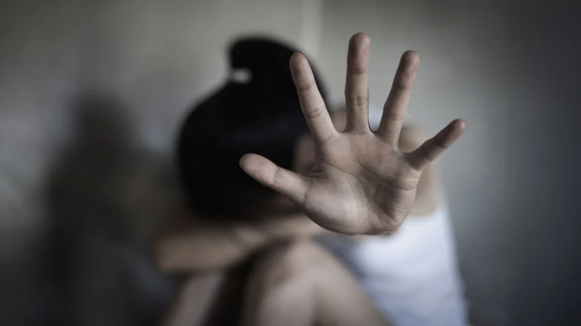 Rrjet ndërkombëtar abuzimi: Tetë arrestime në Britani