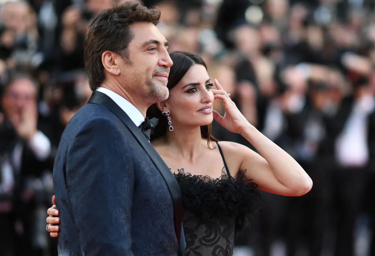 Penélope Cruz flet për martesën 16-vjeçare me Javier Bardem