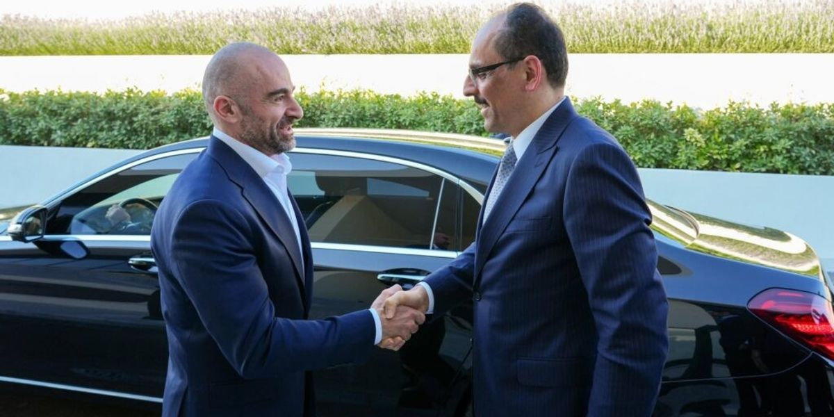 Shefi i Inteligjencës Turke takon liderin kurd në Irak
