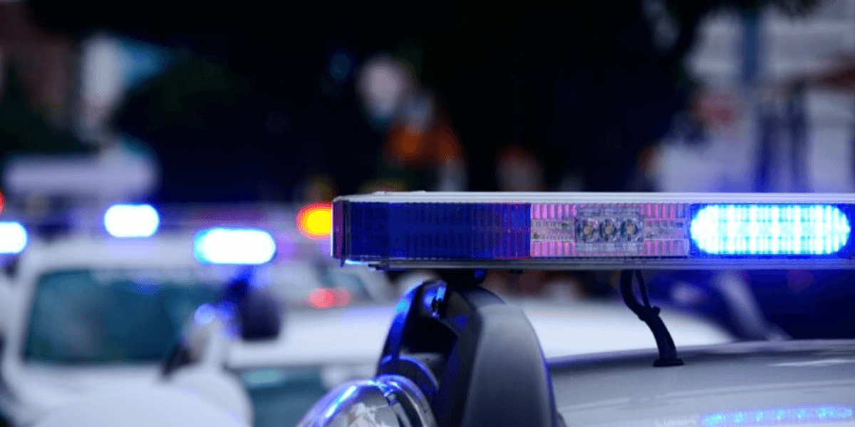 Sulmon fizikisht policin, ndalohet 61-vjeçari në Shkup