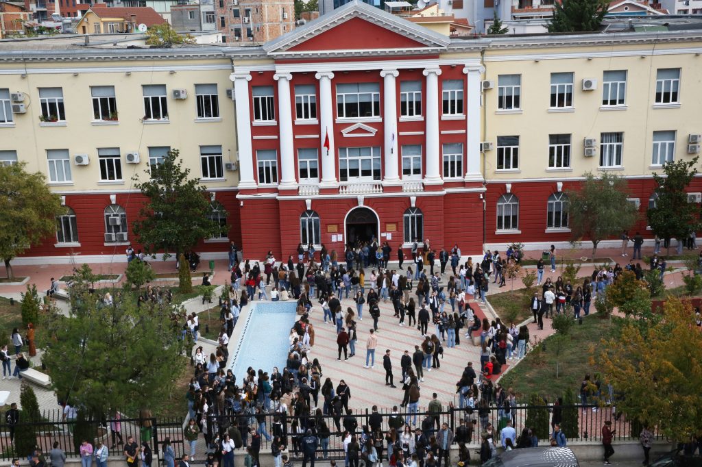 Aplikimet në universitete nisin më 27 korrik