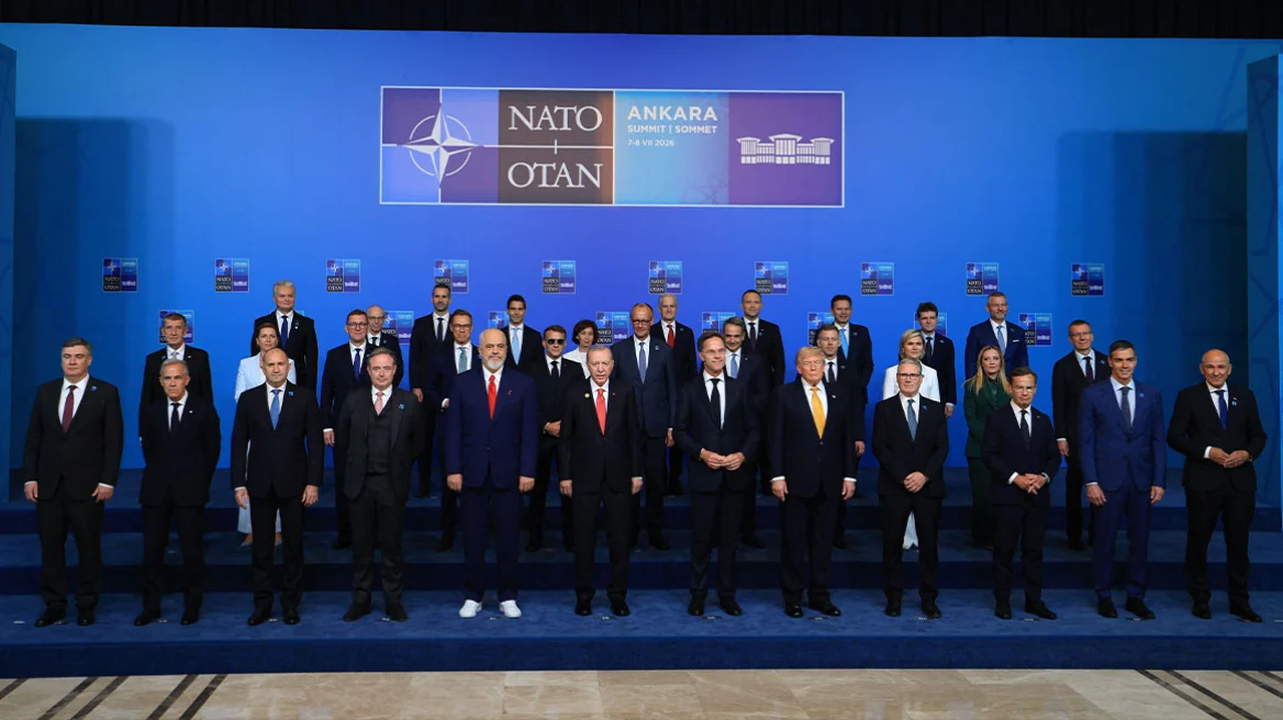 Samiti i NATO-s: 50 miliardë dollarë për mbrojtjen dhe