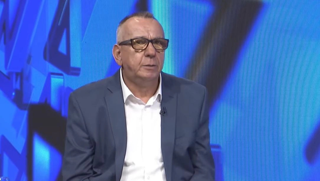 Hasani: Kurti synon krijimin e “Republikës së Tretë”