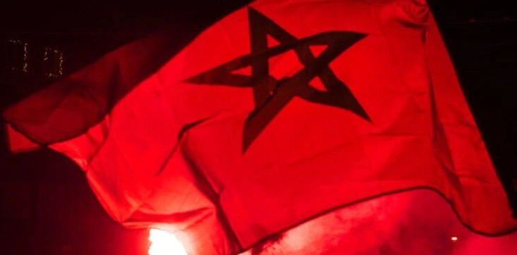 Ambasada Marokene në Francë ankohet për djegien e flamurit