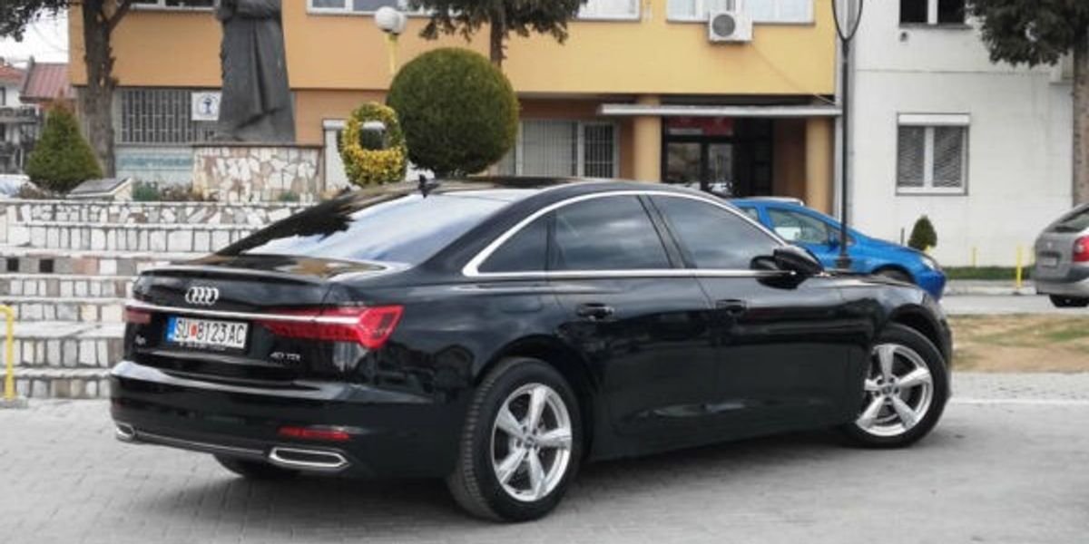Komuna e Strugës shet Audin e ish-kryetarit