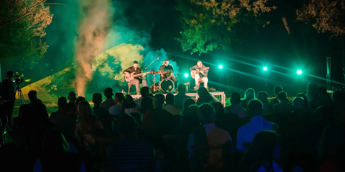 Crossroads Fest 2026 përfundon në Han të Elezit