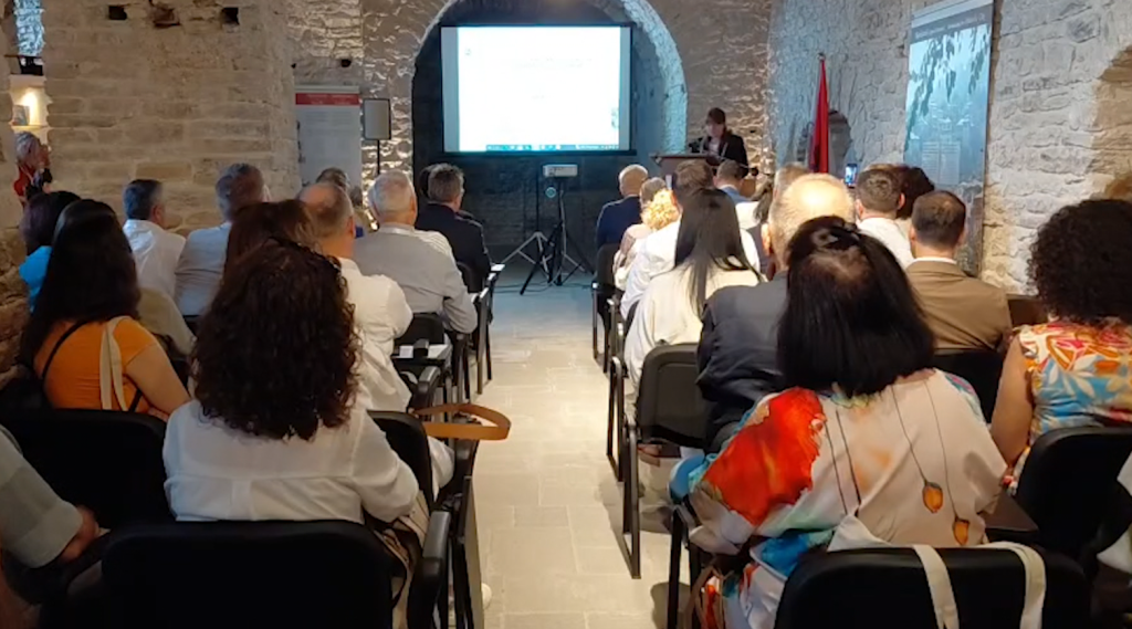 Gjirokastra pret studiues nga bota për shkencë dhe inovacion