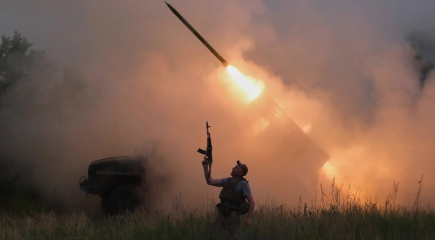 Rusia njofton pushtimin e Kostyantynivkës në Ukrainë