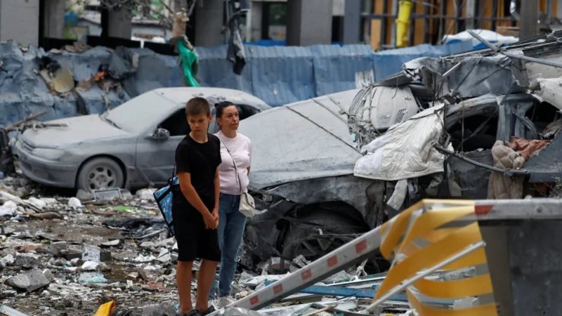 Kievi bombardohet masivisht, 9 viktima para samitit të