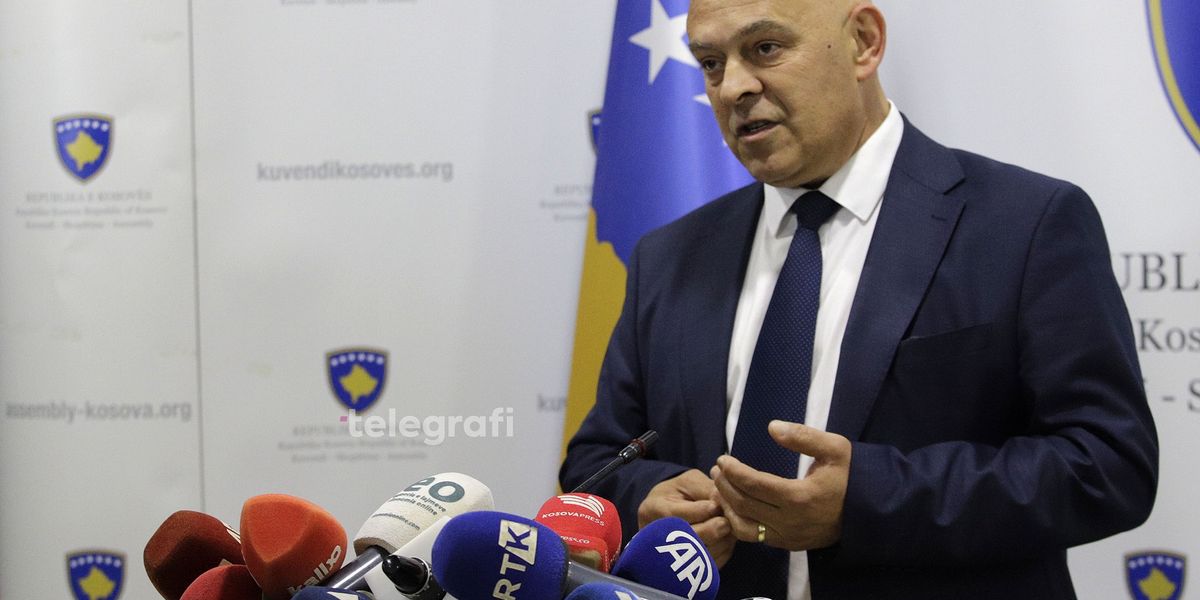 Ardian Gjini kërkon heqjen e Testit të Arritshmërisë