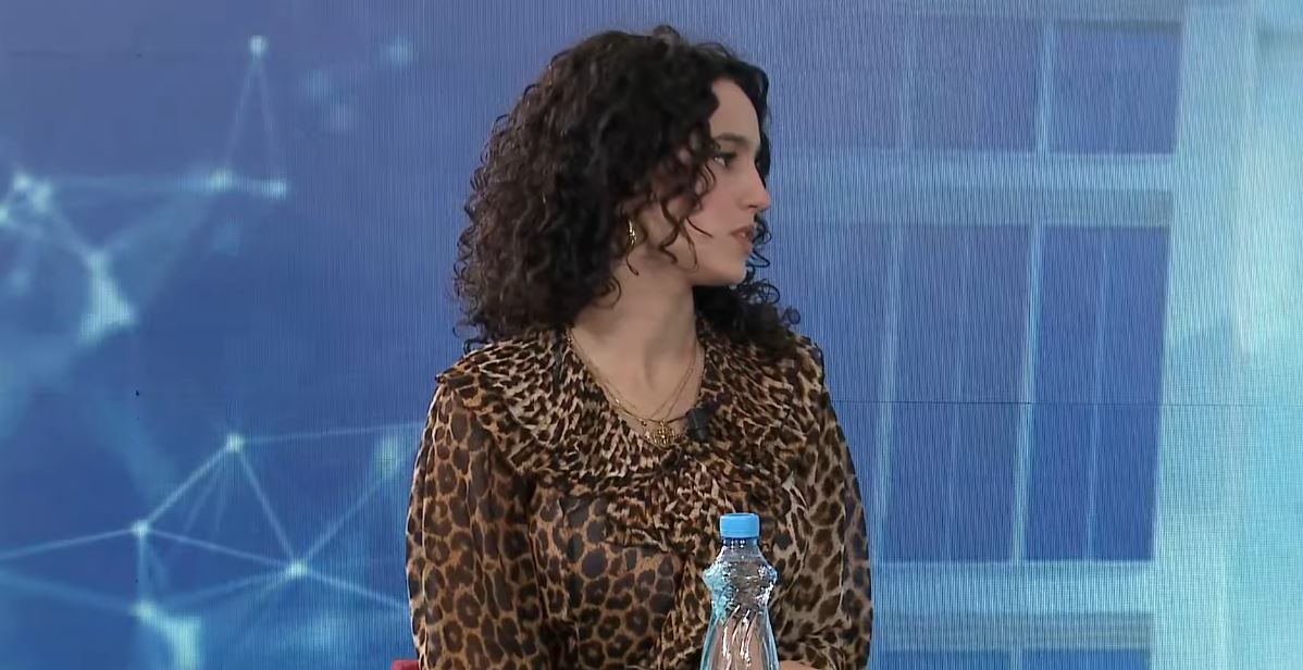 Studentja e "Luarasit" vlerëson programin me LSE