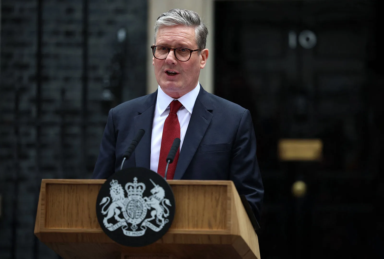 Starmer: Dorëheqja ishte vendim "thellësisht personal"