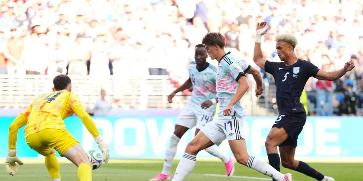 Belgjika mposht SHBA-në 4-1, kalon në çerekfinale
