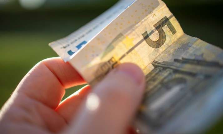 Vërmicë: Tentoi t'i korruptojë policët me 5 euro, arrestohet