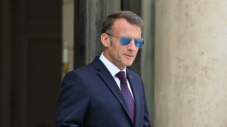 Macron viziton Sirinë, takon presidentin Ahmed al-Sharaa