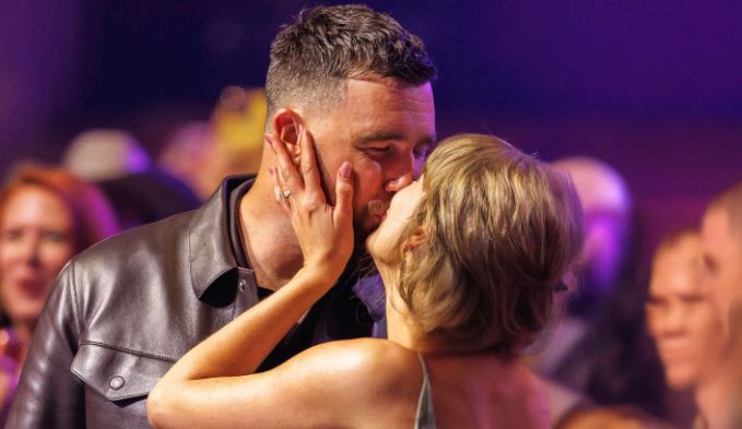 Taylor Swift dhe Travis Kelce martohen, detaje nga ceremonia