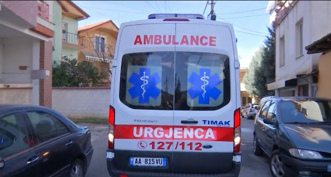 Aksident në Tepelenë, plagosen katër persona