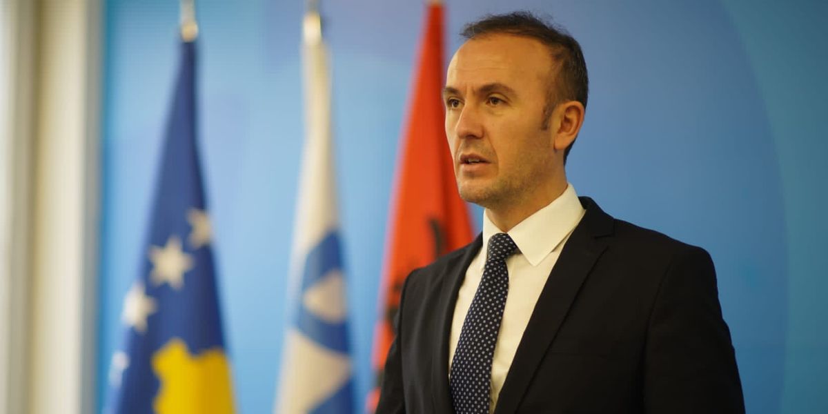 Mustafa: Mbyllja e "Vita" dëshmi e luftës ndaj sektorit