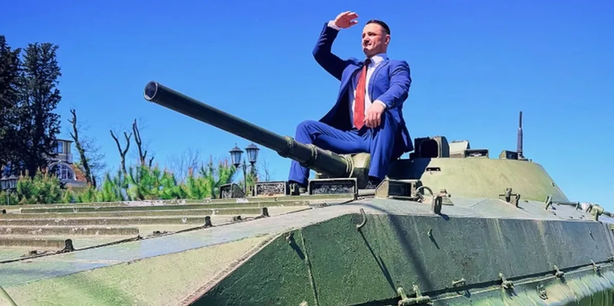 Ish-anëtari i AfD-së lufton për rusët në Ukrainë