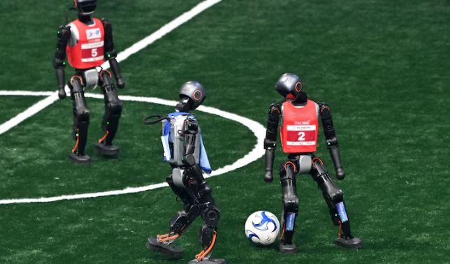RoboCup 2026: Robotët Humanoidë Garojnë në Futboll