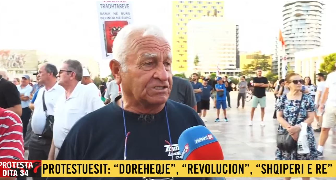 Pensionistët dhe fermerët protestojnë në Tiranë