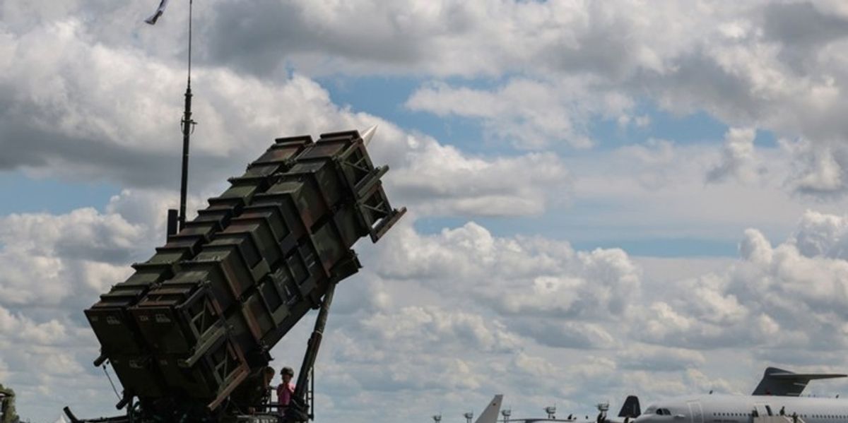 Polonia dërgon raketa Patriot në Ukrainë me kërkesë të