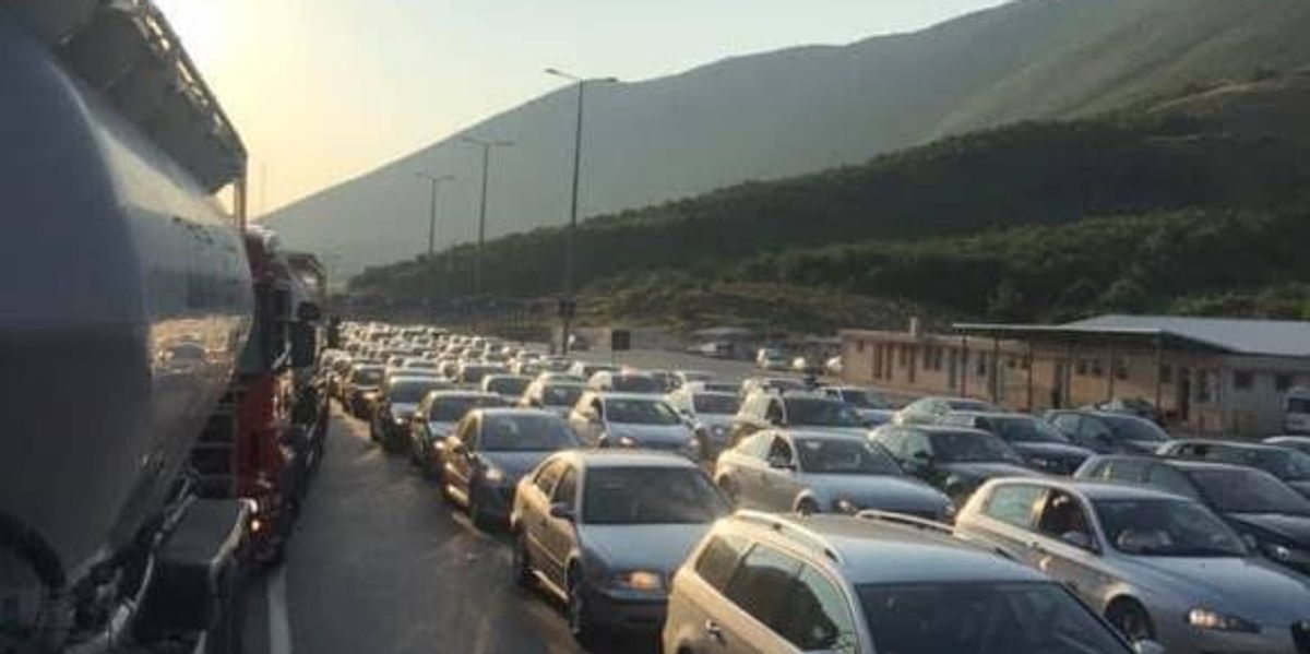 Pritje të gjata në Morinë, QKMK apelon për pika alternative