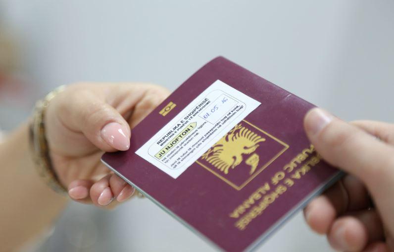 Shtetësia shqiptare: rënie interesi me 46% në 2025