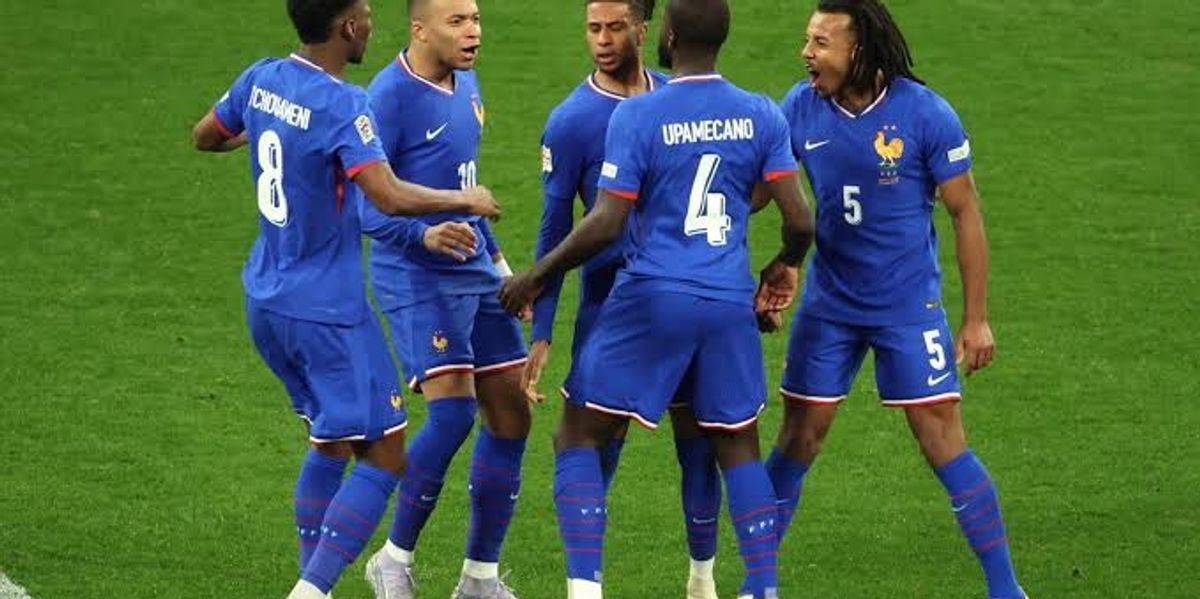 Franca pa Tchouamenin kundër Paraguait në Botëror