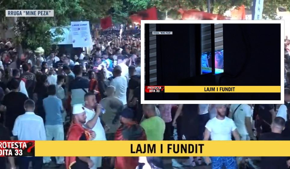 Protestuesit para Komisariatit nr. 3, efektivët ndjekin