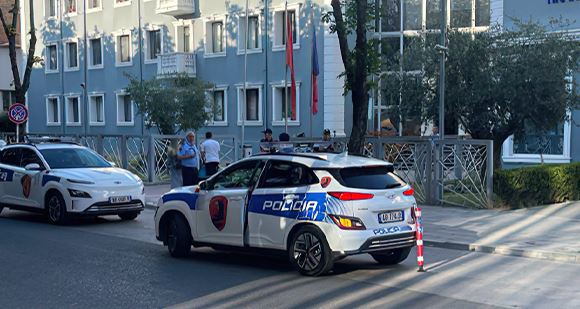 Plagosje në Tiranë: 3 të arrestuar, 1 në kërkim, 1 i