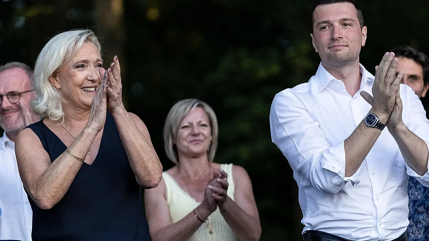 Marine Le Pen rrezikon ndalimin nga postet publike