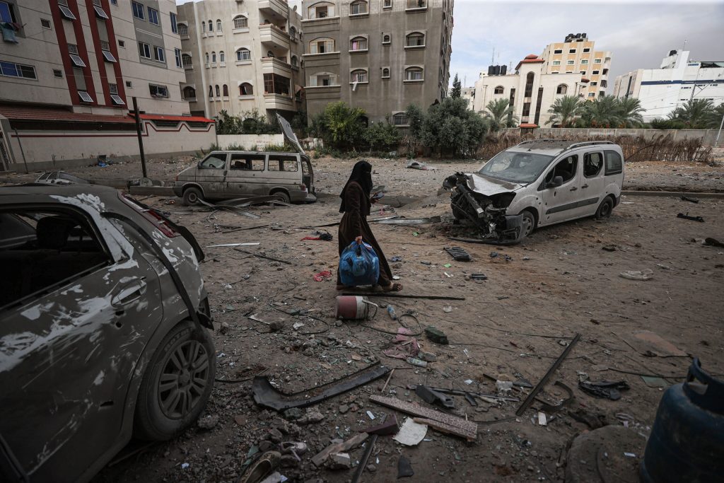 Hamasi shpërndan qeverinë në Gaza, i hap rrugë komitetit