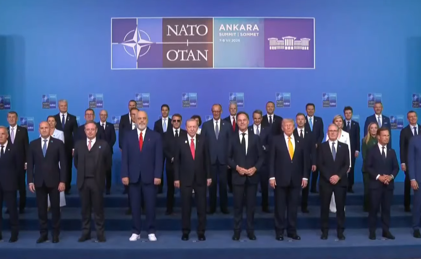 Samiti i NATO-s në Ankara: Fotoja familjare e liderëve