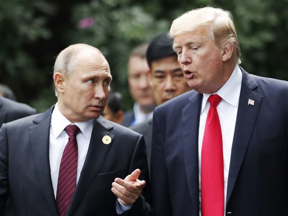 Trump dhe Putin bisedë 90-minutëshe për Ukrainën
