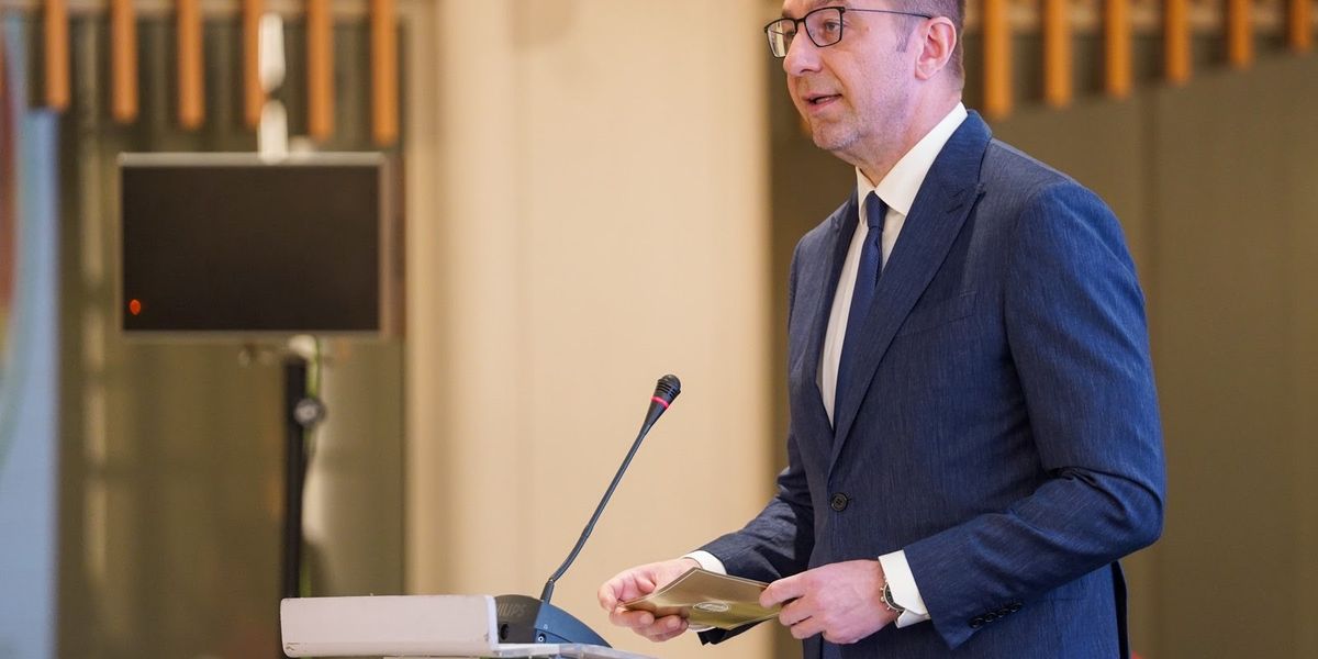 Mickoski: Model zhvillimi ekonomik për siguri e rini