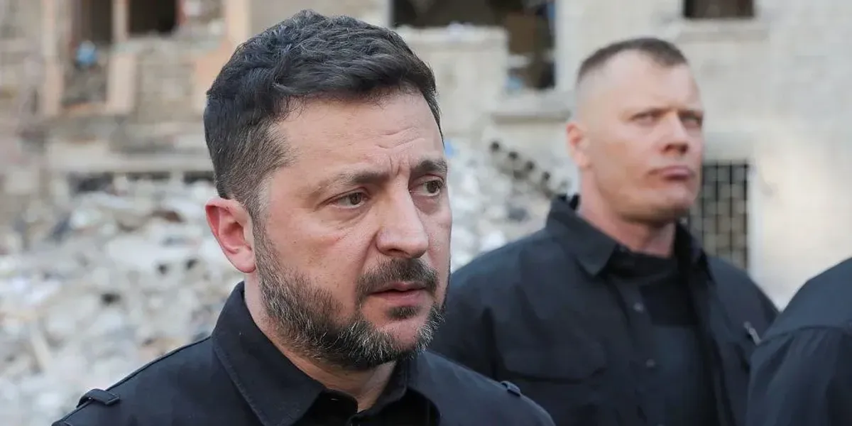 Zelensky kërkon sisteme mbrojtjeje ajrore nga NATO-ja