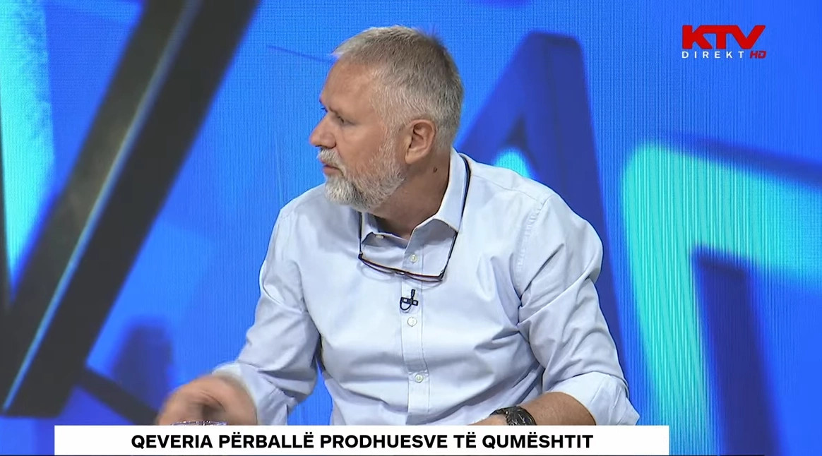 Prodhuesit e qumështit në rrezik, rritet importi